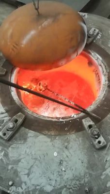 Cina Crucible Scrap Aluminium Melting Furnace Penghematan Energi 90KW OEM pemasok